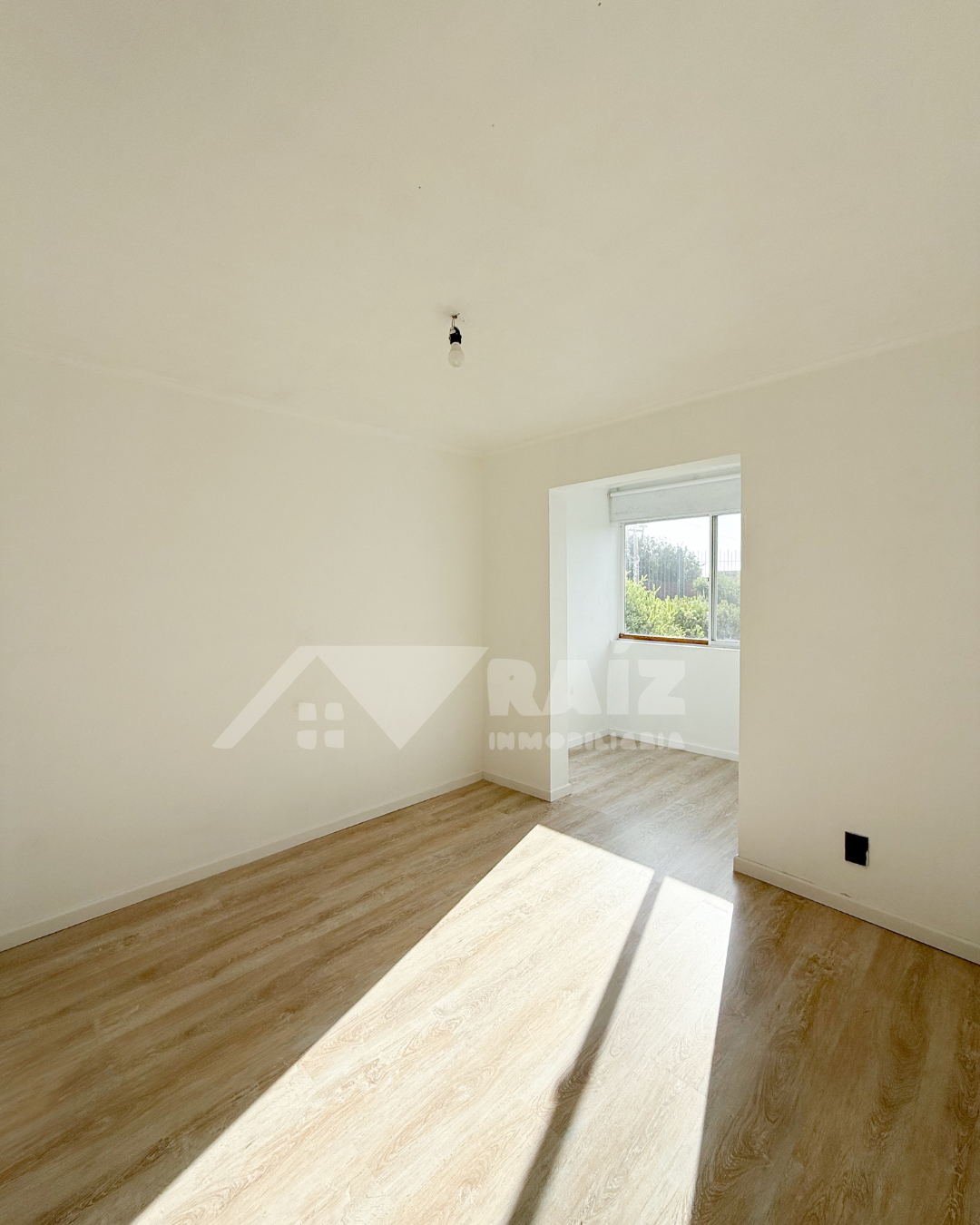 Arriendo & Venta – Amplia Casa tipo Townhouse 