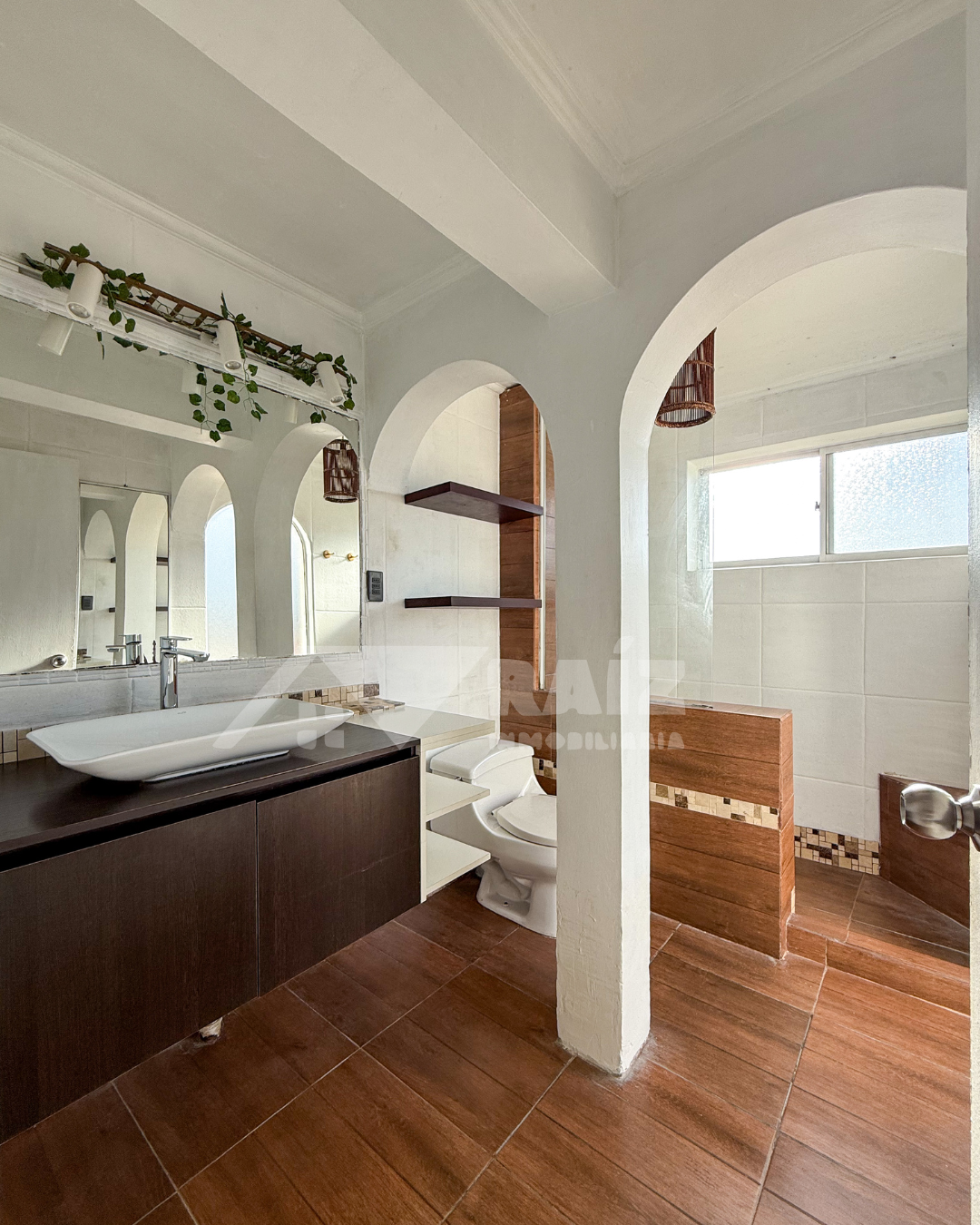 Arriendo & Venta – Amplia Casa tipo Townhouse 